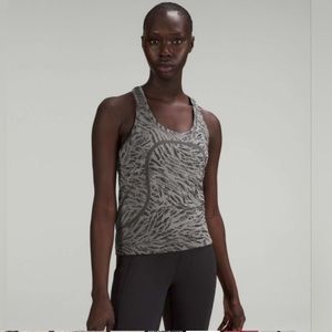 NWOT Lululemon Swiftly Tech Racerback 2.0 Tank Top Race Primal Clash, Sz 2